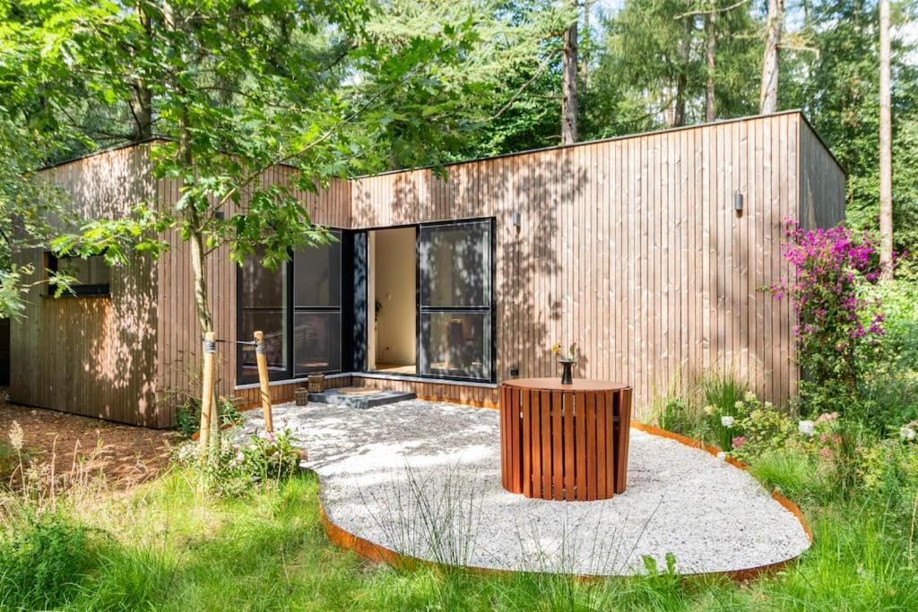 Luxe-Avontuur In Een Romantische Cabin In Het Bos Stekene Buitenkant foto
